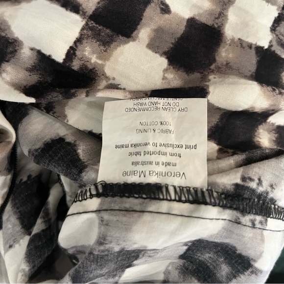 Veronika Maine black & white mid length dress size 8 - Picture 6 of 6